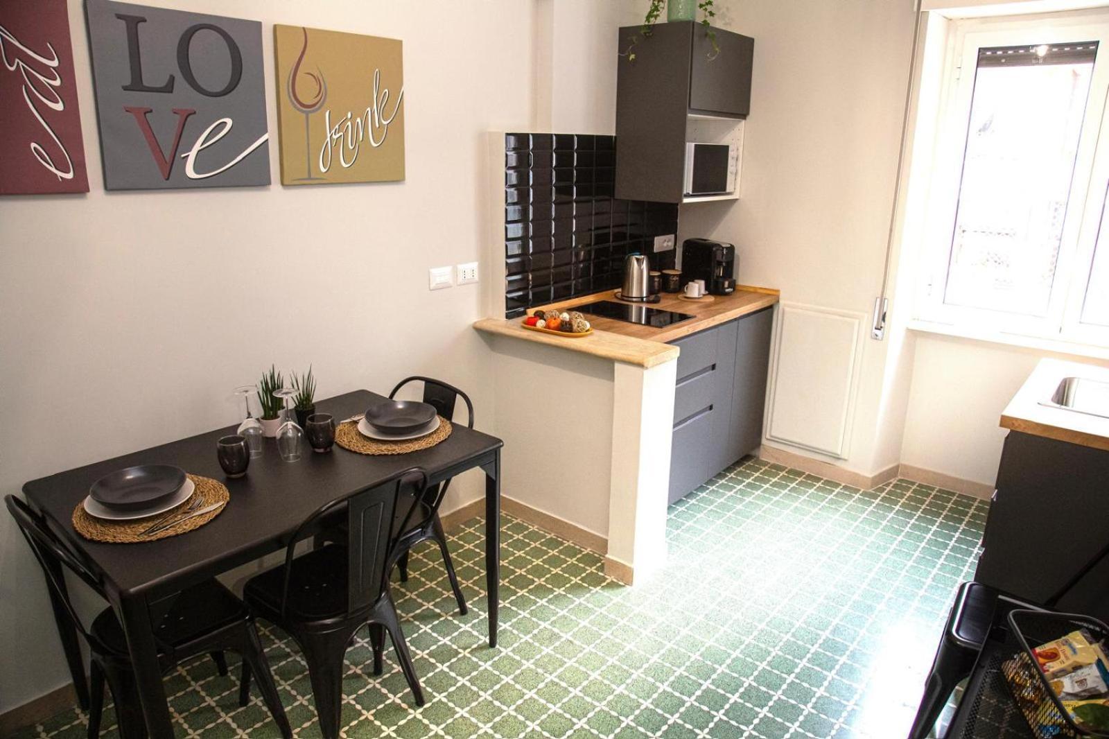 Bright Apartment Near San Pietro Rome Bagian luar foto